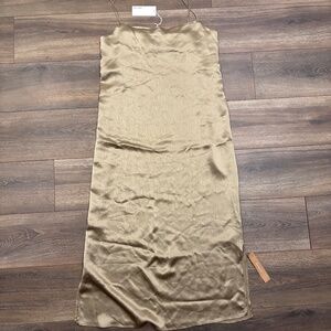 Reformation Silky Midi Dress NEW WITH TAGS! NEVER WORN! Extra Large, XL.